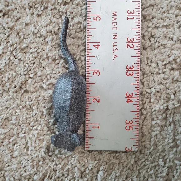 Cast Iron Mouse Paperweight Farmhouse Primitive Decor Small - Picture 6 of 8